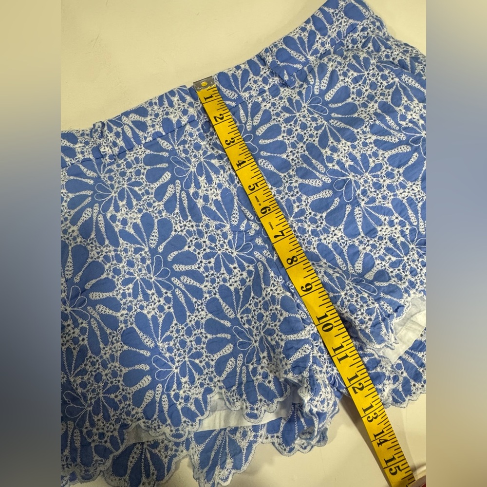 Riviera Shorts in Floral Eyelet
Loft Blue   Women's Shorts Sz 4 EUC 100% Cotton - Picture 6 of 14